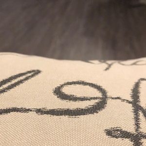 Meet your Posher, Ari